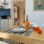 Апарт-отель Seasons 3*