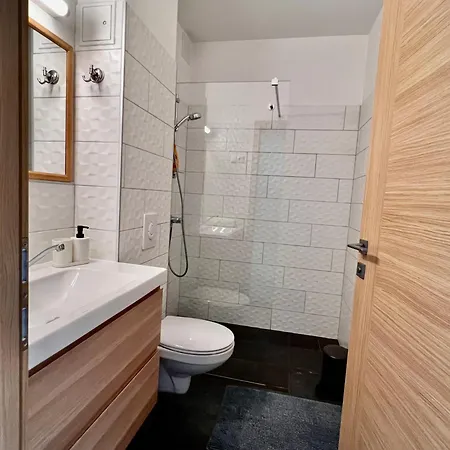 Seasons Lägenhetshotell 3*