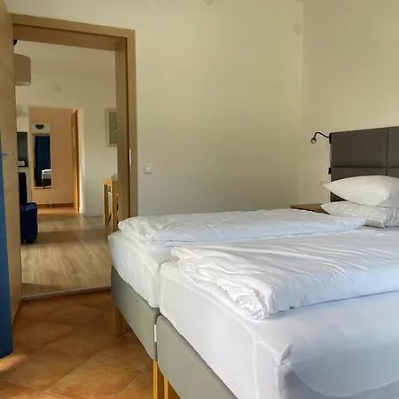 Aparthotel Seasons Lasko
